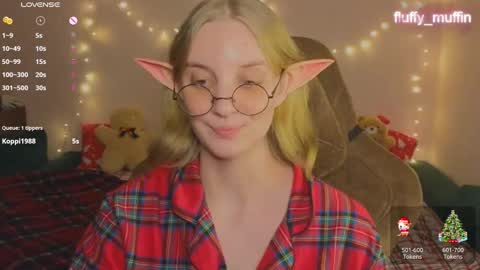 Snapshot of fluffy_muffin3 chatting on 29, 12, 2024 Agatha online show from 29, 12, 2024