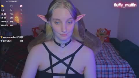 Snapshot of fluffy_muffin3 chatting on 5, 1, 2025 Agatha online show from 5, 1, 2025