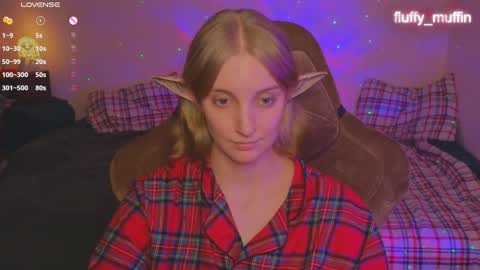 Snapshot of fluffy_muffin3 chatting on 11, 1, 2025 Agatha online show from 11, 1, 2025