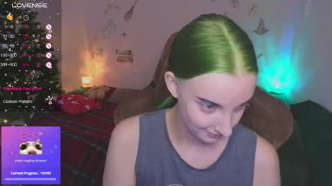 Snapshot of fluffy_muffin3 chatting on 20, 11, 2025 Agatha online show from 20, 11, 2025