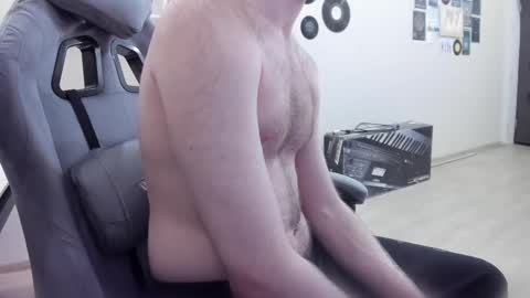 fluffycat  online show from 4, 3, 2025