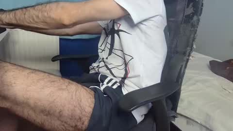 FlyDirty online show from 24, 10, 2025