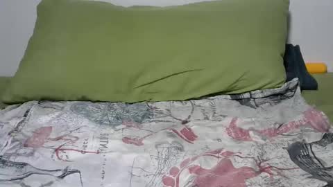 Snapshot of flylen chatting on 9, 12, 2024 flylen online show from 9, 12, 2024