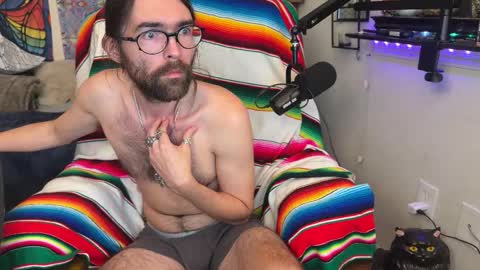 Snapshot of folkemord69 chatting on 18, 11, 2025 Chris online show from 18, 11, 2025