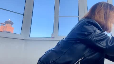 Laura online show from 11, 9, 2025