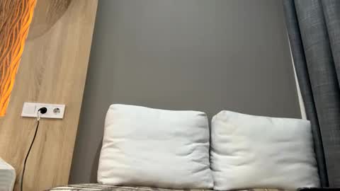 forbiddennvelvet online show from 17, 3, 2026