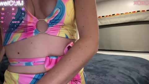 Elaine online show from 15, 1, 2025