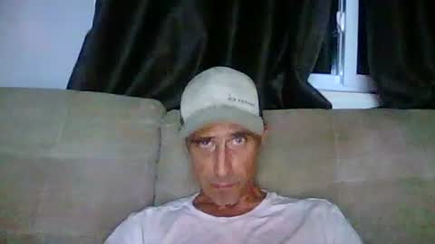 Snapshot of fouraide42 chatting on 23, 6, 2026 fouraide42 online show from 23, 6, 2026