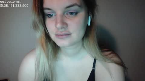 i am your baby Alien  online show from 23, 2, 2025