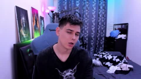 Snapshot of foxicfu chatting on 20, 9, 2025 Foxicfu online show from 20, 9, 2025