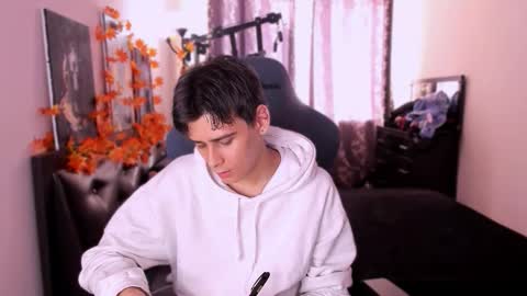 Snapshot of foxicfu chatting on 7, 11, 2025 Foxicfu online show from 7, 11, 2025