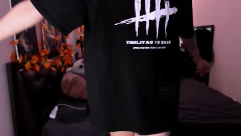 Snapshot of foxicfu chatting on 15, 11, 2025 Foxicfu online show from 15, 11, 2025