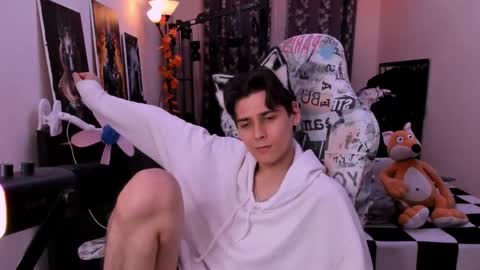 Foxicfu online show from 9, 4, 2026