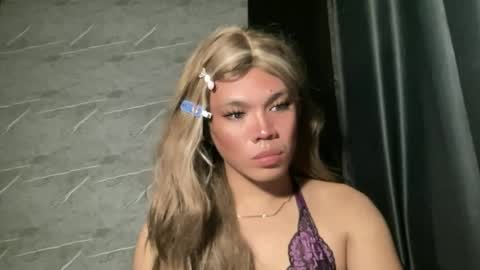 Snapshot of foxli_xx chatting on 23, 6, 2026 KITTY online show from 23, 6, 2026