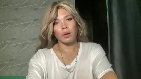 Snapshot of foxli_xx chatting on 25, 6, 2026 KITTY online show from 25, 6, 2026