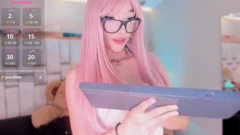 Snapshot of foxxxypink chatting on 16, 6, 2026 fox with 3 xs online show from 16, 6, 2026