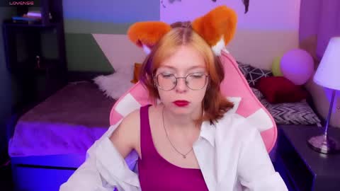 Snapshot of foxxxypolly chatting on 8, 6, 2026 Polly online show from 8, 6, 2026
