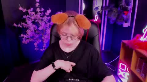 Snapshot of foxxxypolly chatting on 26, 6, 2026 Polly online show from 26, 6, 2026