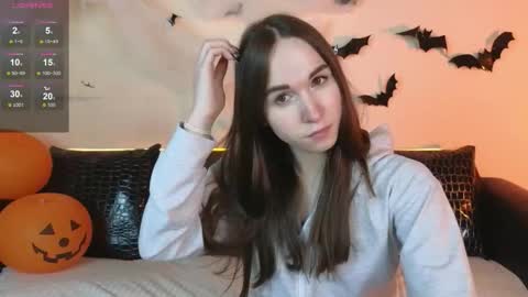 Snapshot of foxxy_girl_ chatting on 2, 11, 2025 andice online show from 2, 11, 2025