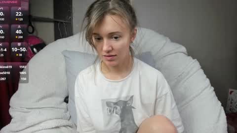 Foxy online show from 6, 2, 2025