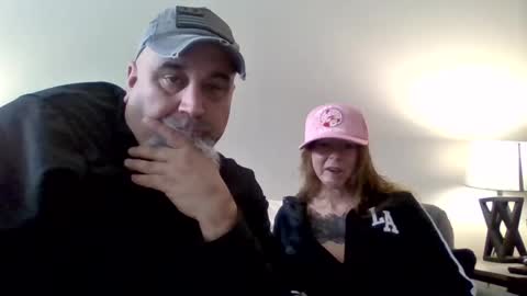 Snapshot of foxyfang chatting on 6, 1, 2025 foxyfang online show from 6, 1, 2025