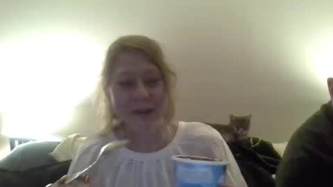 Snapshot of foxyfang chatting on 11, 3, 2025 foxyfang online show from 11, 3, 2025