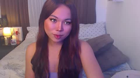 Snapshot of foxygirl_xx chatting on 18, 11, 2025 Ms. FOX online show from 18, 11, 2025
