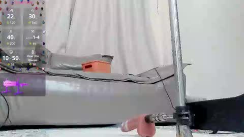 yiyi online show from 18, 3, 2026