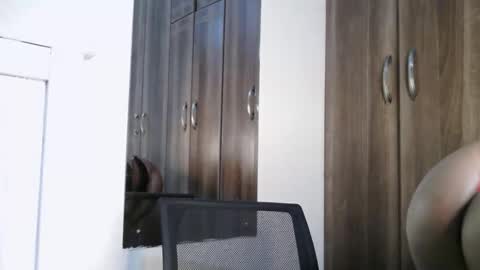 Snapshot of foxykay1 chatting on 16, 12, 2025 Kayla online show from 16, 12, 2025