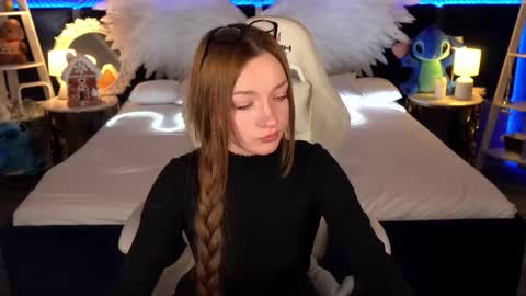 Maya online show from 4, 12, 2025