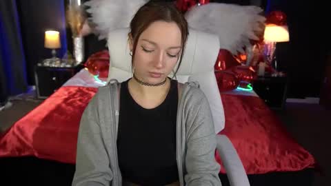 Snapshot of foxymayy chatting on 6, 2, 2026 Maya online show from 6, 2, 2026