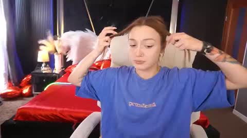 Snapshot of foxymayy chatting on 12, 6, 2026 Maya online show from 12, 6, 2026