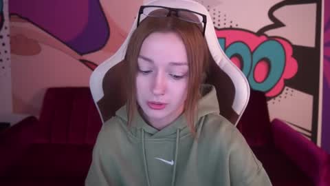 Snapshot of foxymayy chatting on 9, 7, 2026 Maya online show from 9, 7, 2026