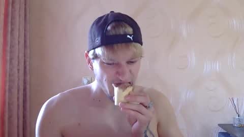 frame_tamer888 online show from 24, 5, 2026