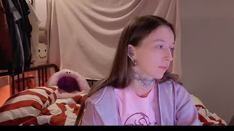 fran_bow online show from 29, 4, 2026