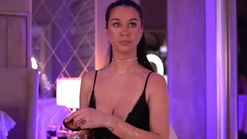 francescadante online show from 18, 2, 2026