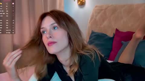 Snapshot of francesday chatting on 17, 7, 2026 Frances online show from 17, 7, 2026