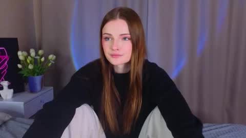 Marybrown eye Katy gray eye online show from 25, 3, 2026