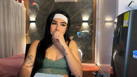 Snapshot of francheska_baby chatting on 11, 9, 2025 Dynamic roles online show from 11, 9, 2025