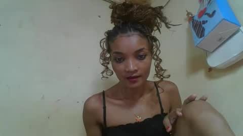 Snapshot of francinoli chatting on 11, 5, 2026 Francinoli online show from 11, 5, 2026