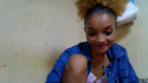 Snapshot of francinoli chatting on 24, 5, 2026 Francinoli online show from 24, 5, 2026