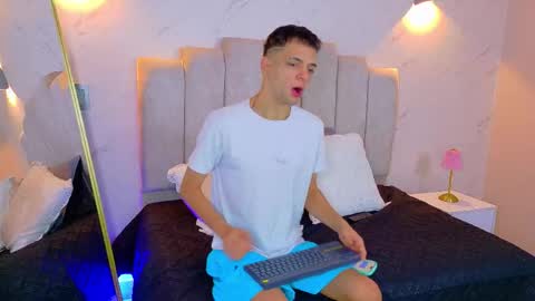 Snapshot of franco_boys chatting on 20, 11, 2025 Franco online show from 20, 11, 2025