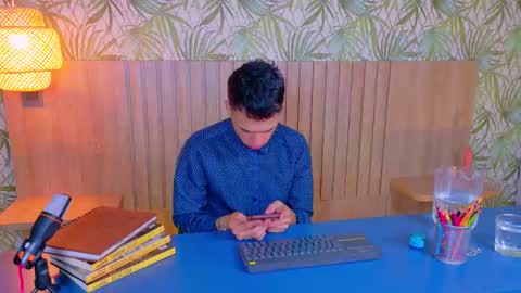 Snapshot of franco_boys chatting on 24, 11, 2025 Franco online show from 24, 11, 2025