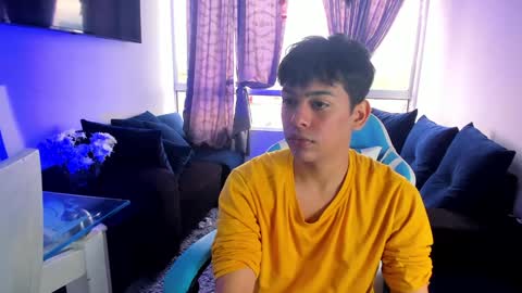 Snapshot of franco_rizzo01 chatting on 2, 1, 2025 frank online show from 2, 1, 2025