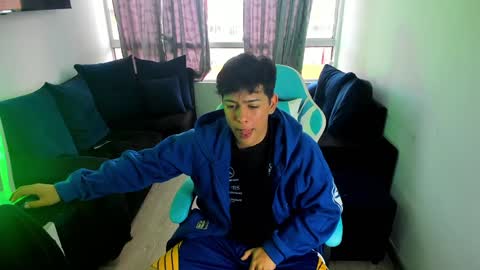 Snapshot of franco_rizzo01 chatting on 12, 1, 2025 frank online show from 12, 1, 2025