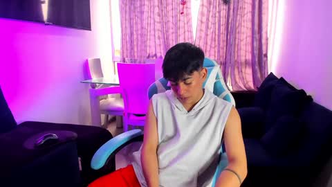 Snapshot of franco_rizzo01 chatting on 5, 2, 2025 frank online show from 5, 2, 2025