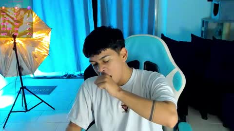 Snapshot of franco_rizzo01 chatting on 14, 11, 2025 frank online show from 14, 11, 2025