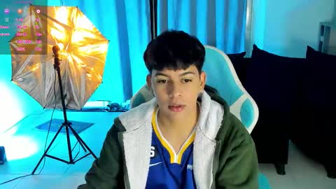 Snapshot of franco_rizzo01 chatting on 16, 11, 2025 frank online show from 16, 11, 2025