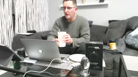 Snapshot of frank49m chatting on 12, 2, 2025 Frank online show from 12, 2, 2025