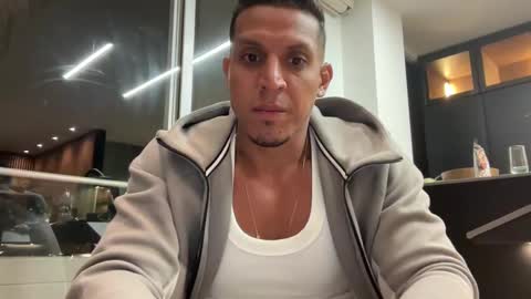 Frank online show from 12, 3, 2025